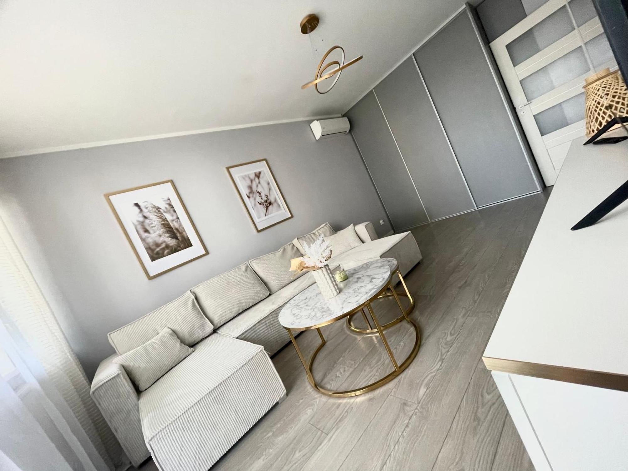 Biale Noce Apartament Biała Podlaska Exteriör bild